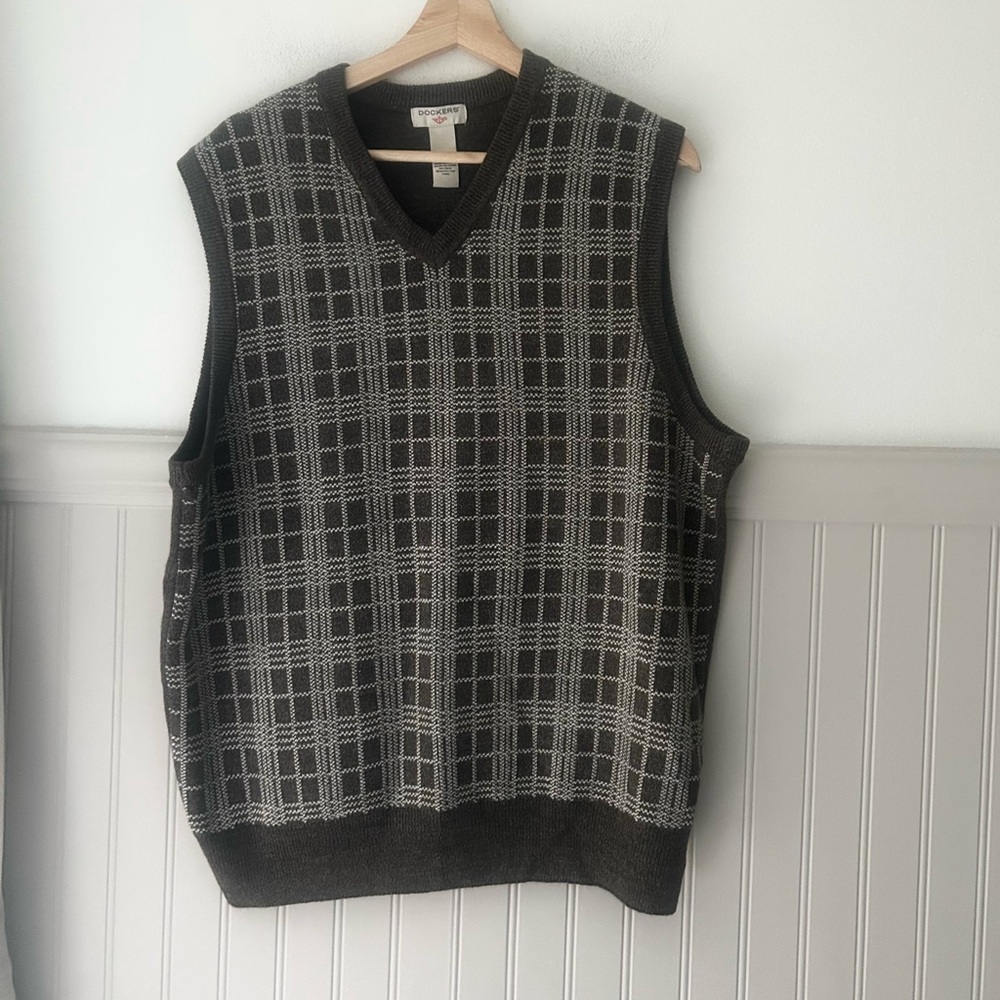 Y2K Dockers Men’s Large Brown Tan White Checkered Sleeveless Vest Grandpa core